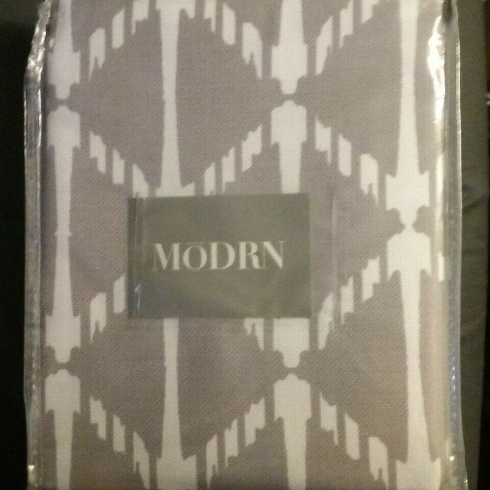 MoDRN GEOMETRIC GREY & WHITE  SHOWER CURTAIN 72" X 84"